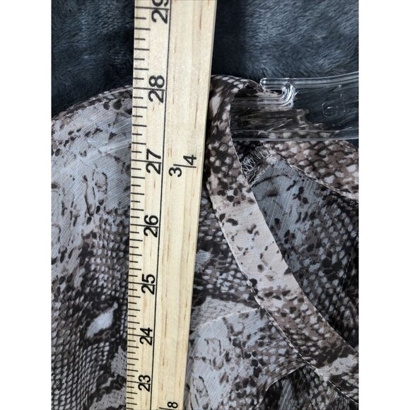 Banana Republic Blouse Women’s Animal Print Blouse Henley Snake Sheer SZ Medium - Picture 10 of 16